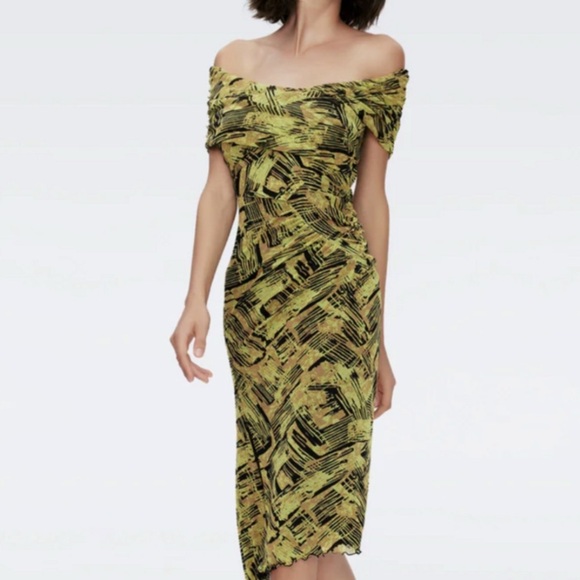 Diane Von Furstenberg Livonia bamboo Chartreuse dress S - Picture 9 of 9